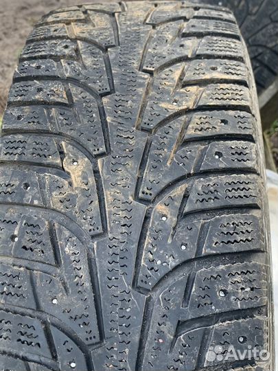 Hankook Winter I'Pike 215/65 R16