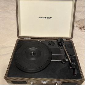 Виниловый проигрыватель crosley