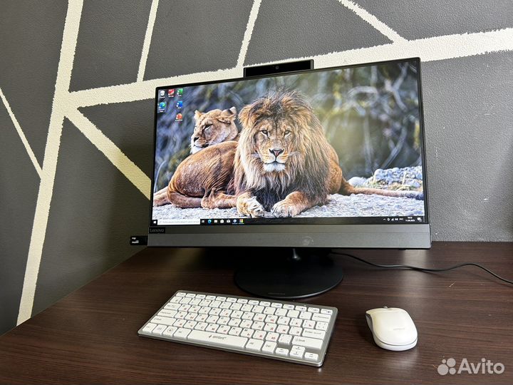 Моноблок Lenovo 2022 Core i3 DDR4 8 SSD 256