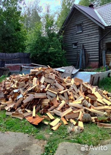 Дрова сухие навалом