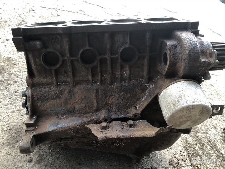 Блок цилиндров ваз 11193