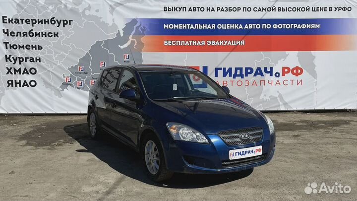 Молдинг крыши правый Kia Ceed (ED) 87220-1H000