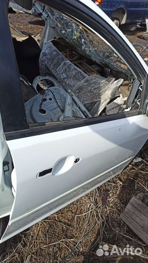 Дверь передняя правая Ford Focus 2