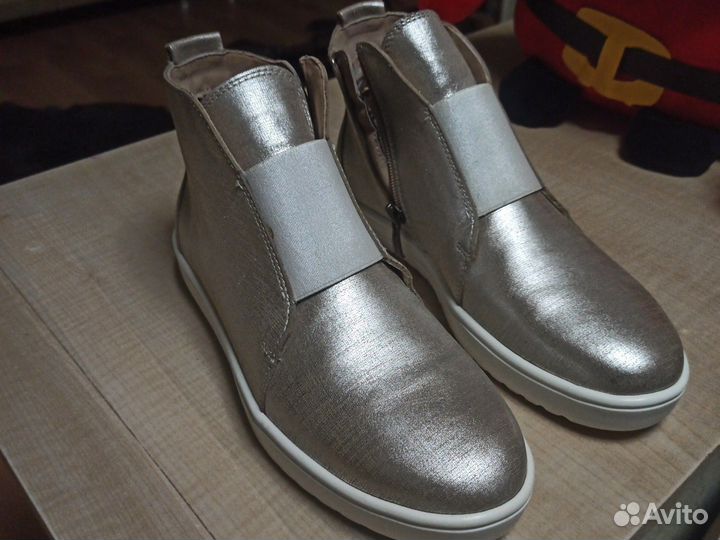 Ботинки женские 37 размер