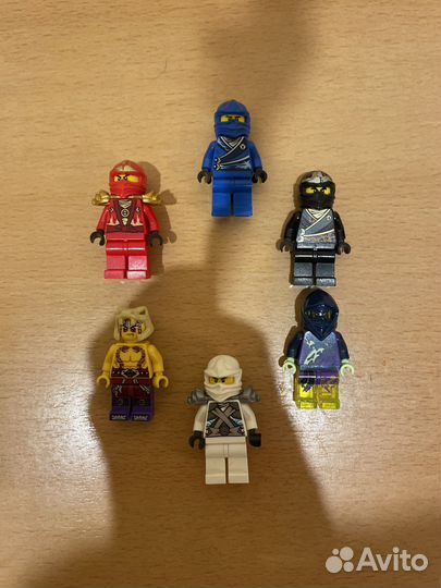 Lego ninjago minifigures / ниндзяго минифигурки
