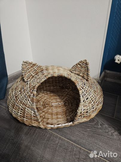 Лежанка домик для кота