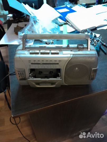 Магнитола sanyo