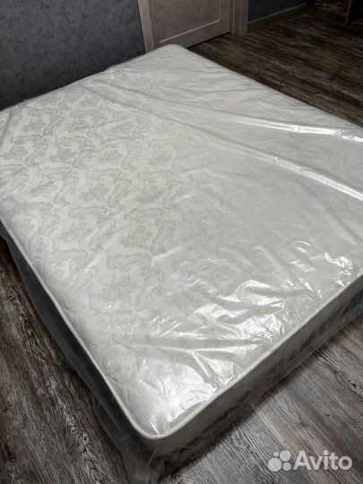 Матрас 160х200 бу