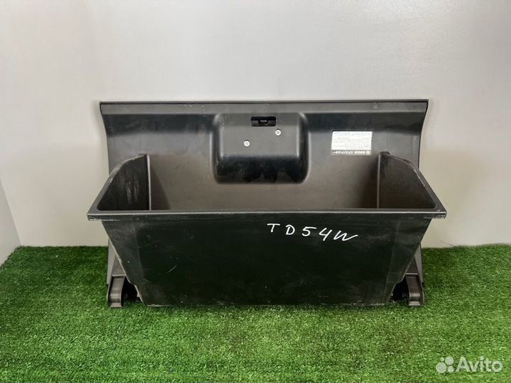 Бардачок Suzuki Escudo TD54W
