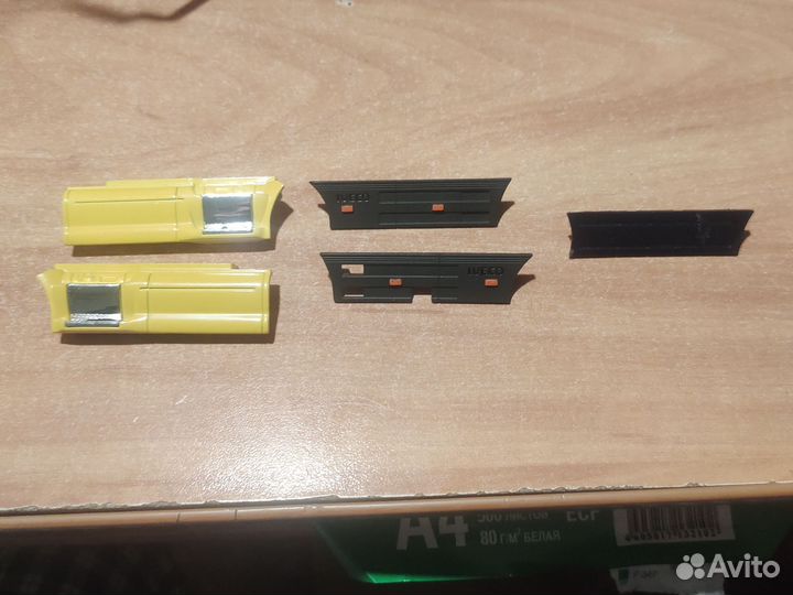Модель бокового спойлера масштаб 1:43