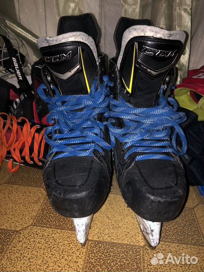 Коньки хоккейные ccm 9060 10 D