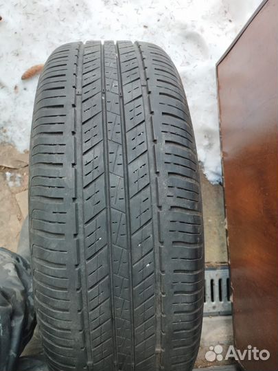 Hankook Dynapro HP2 RA33 215/60 R17 96V