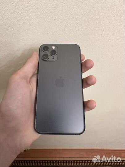 iPhone 11 Pro, 64 ГБ