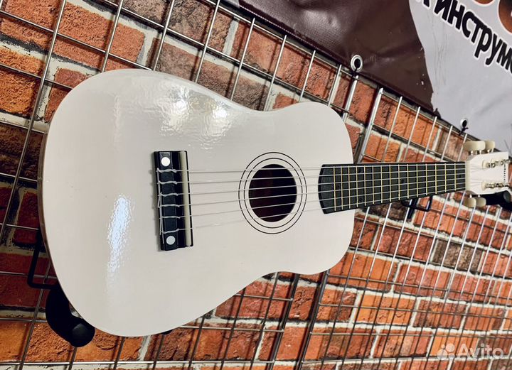 Гитарлеле + аксессуар