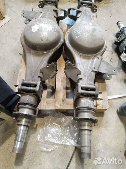 Картер чулок заднего моста Газон Next Паз Вектор