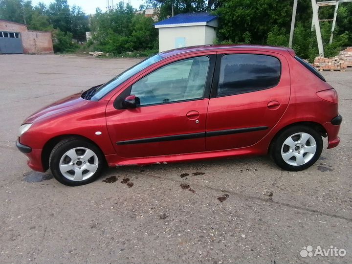 Peugeot 206 1.4 AT, 2004, 160 000 км