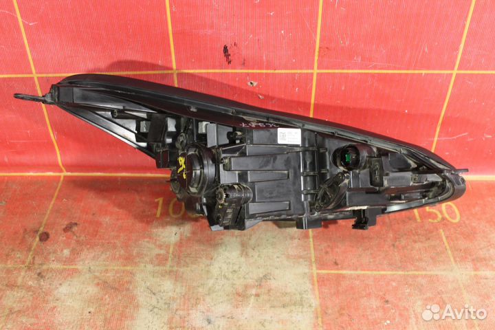 Фара левая Kia Sportage