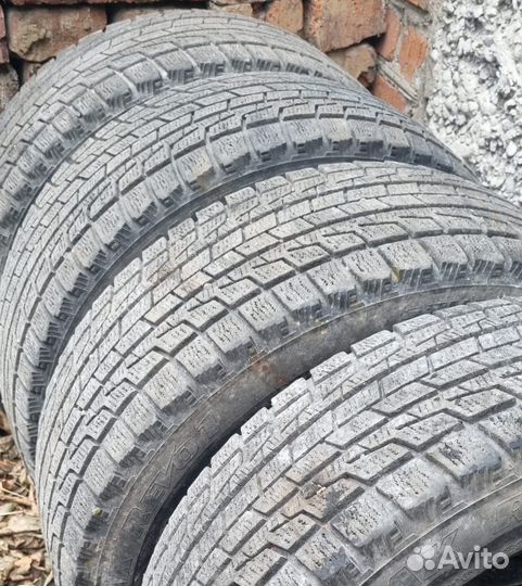 Bridgestone Blizzak Ice 205/55 R16