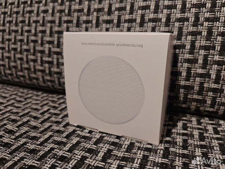 Портативная колонка bluetooth