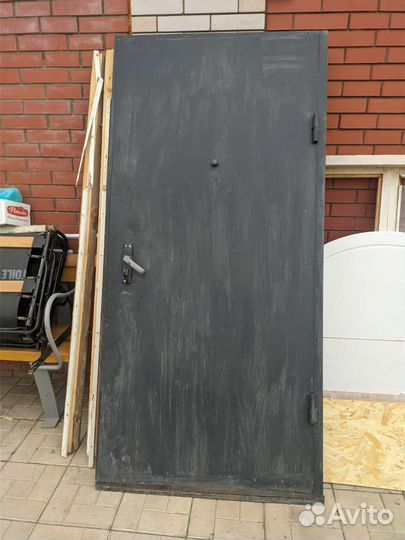 Дверь входная