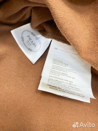 Футболка женская Prada