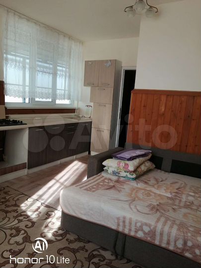 Комната 35 м² в 4-к., 2/2 эт.