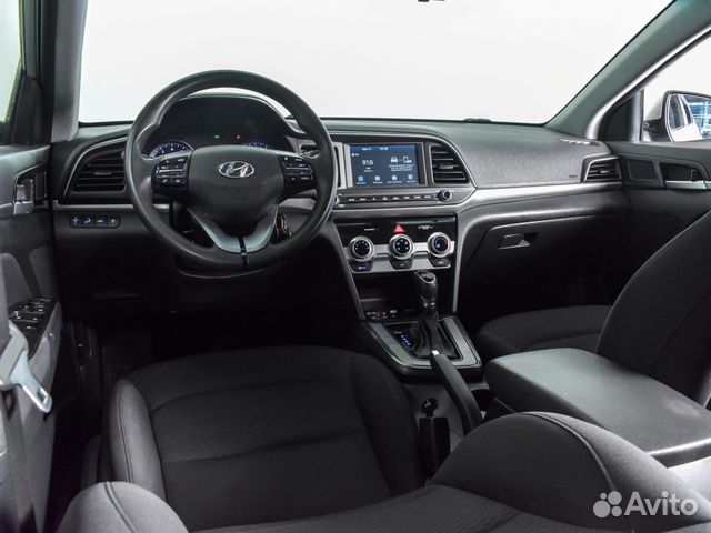 Hyundai Elantra 2.0 AT, 2018, 74 613 км