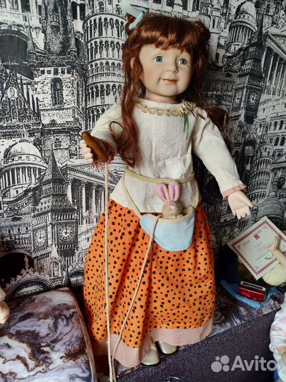 Кукла фарфоровая большая