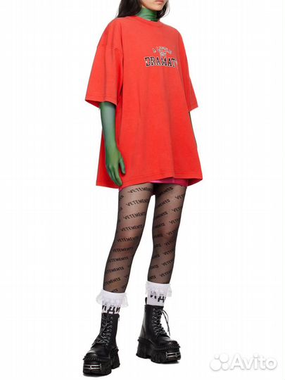 Футболка vetements