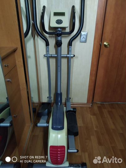 Эллиптический тренажер