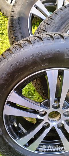 Bfgoodrich G-Force Stud 215/65 R16