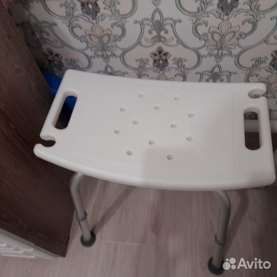 Стул для ванной и душа бу