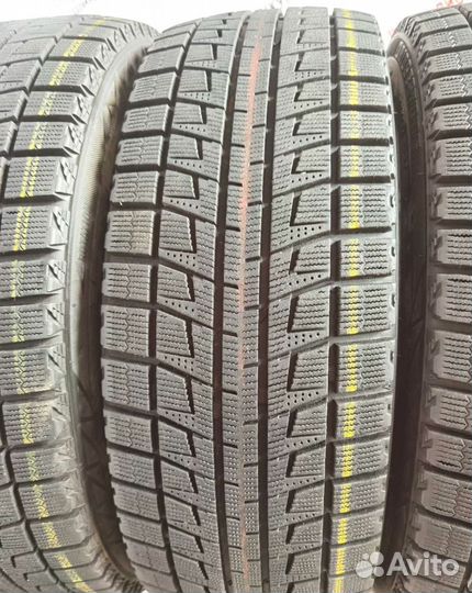 Bridgestone Blizzak Revo2 205/45 R17 101Z