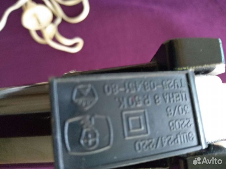 Плойка, электрощипцы для завивки волос