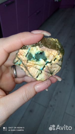 Натуральный камень Лабрадорит