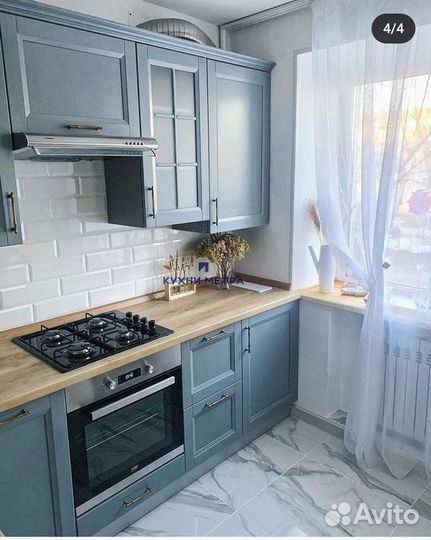 Кухонные гарнитуры, нестандартная кухня на заказ