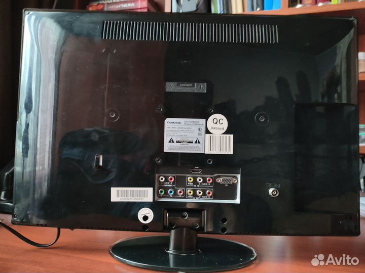 Телевизор 22 дюйма (56см), full HD