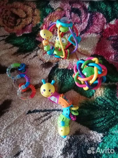 Развивающие игрушки погремушки пакетом