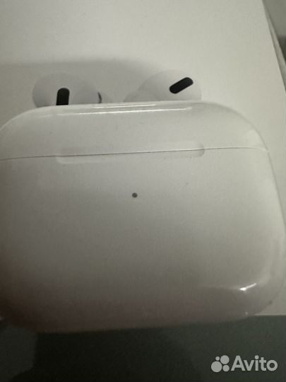 Зарядный кейс для Airpods pro