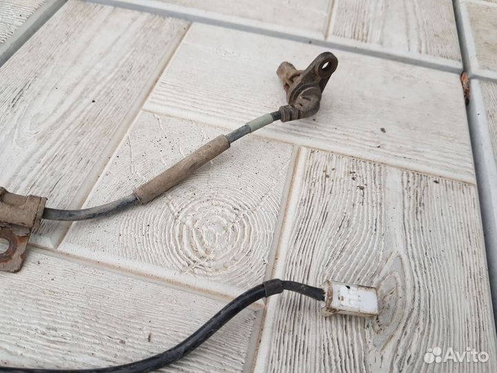 Датчик абс задний левый Kia sportage II 2004-10г