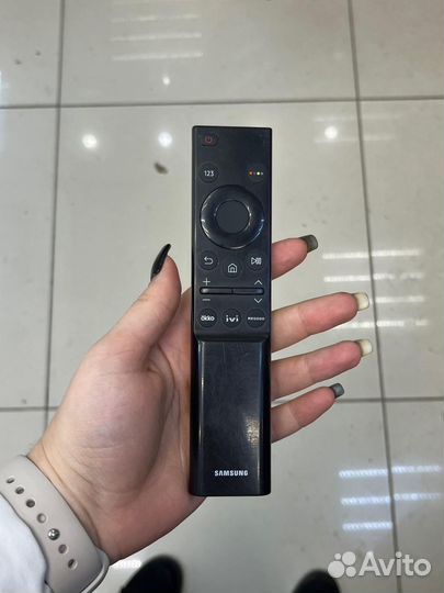 Телевизор LED Samsung UE43AU7100U