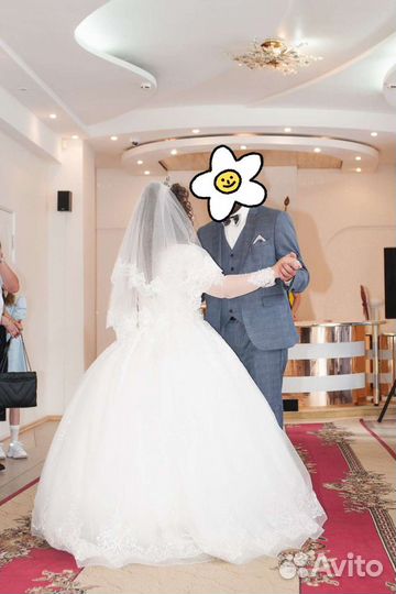 Свадебное платье