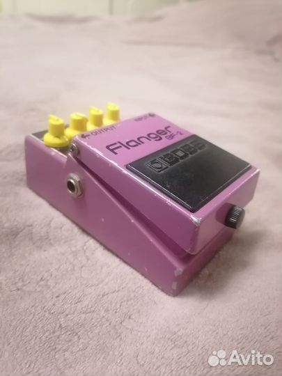Гитарная педаль Boss Flanger BF-2 black label
