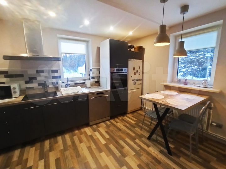 Коттедж 120 м² на участке 10 сот.