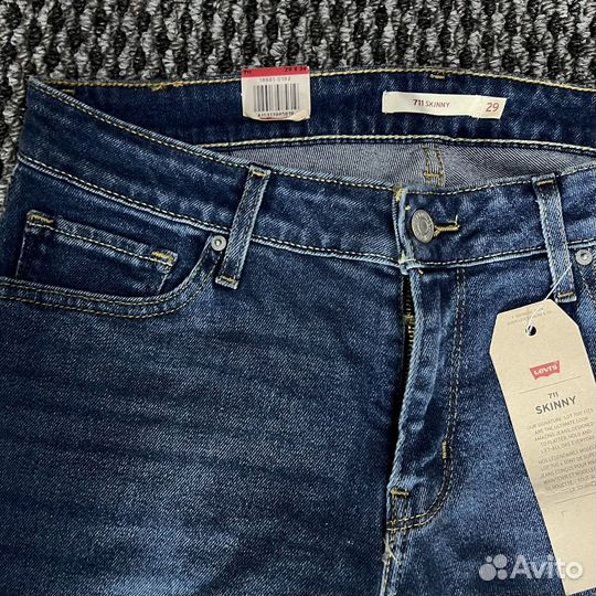 Женские джинсы levis 711 skinny