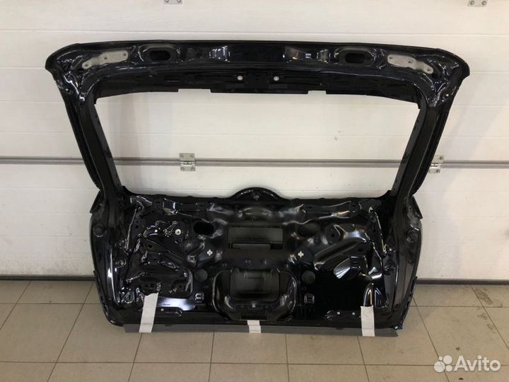 Дверь крышки багажника задняя Porsche Cayenne 958