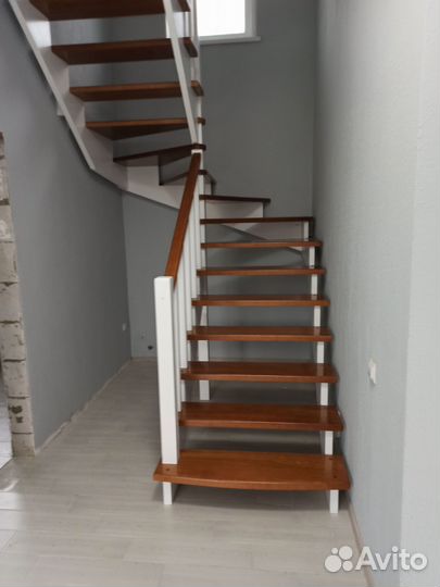 Деревянные лестницы, изготовление и монтаж