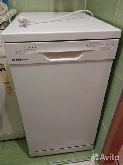 Новая посудомойка Hansa ZWM 475 WH