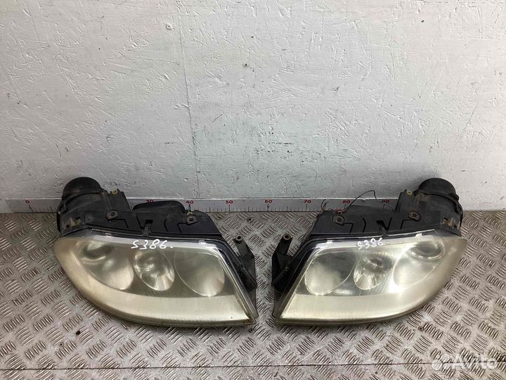 Фара левая Volkswagen Passat