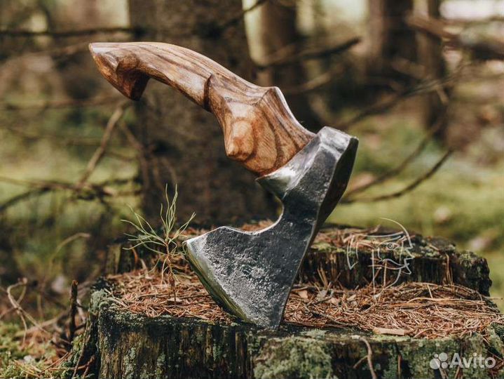 Топор кованый Кулачный Крад